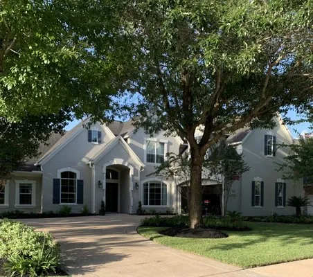 Legion Contractors Logo