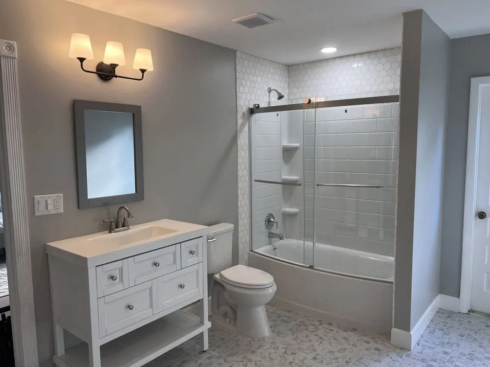 Slide of Legnos Homes