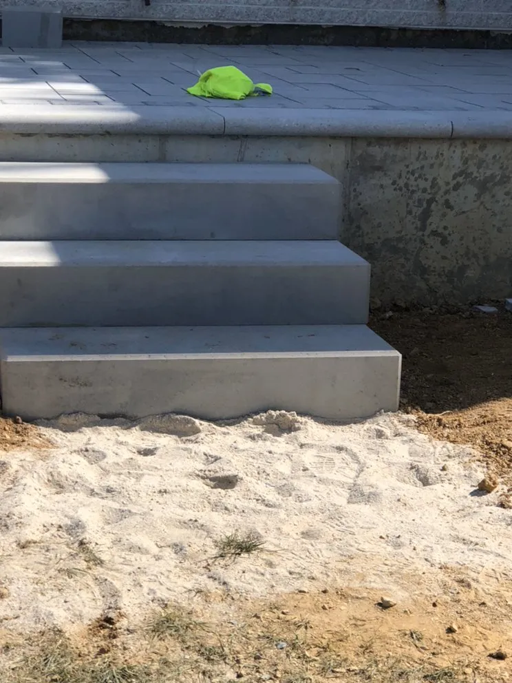 Slide of Lehight Valley Construccion