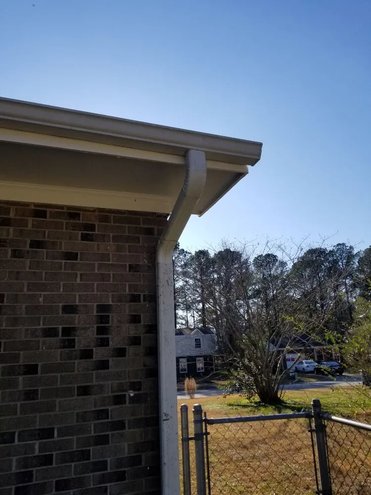 Slide of Leiva Renovations