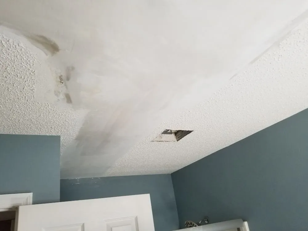 Slide of Leiva Renovations