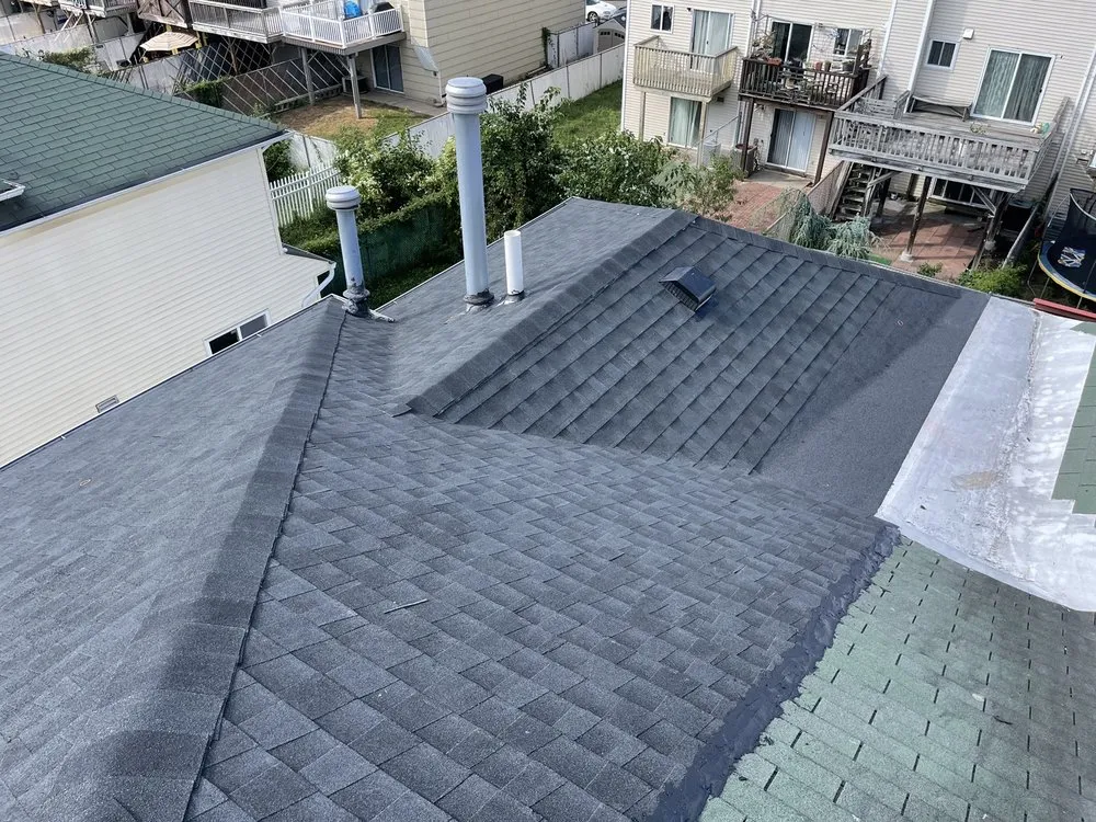 Slide of Lela Construction