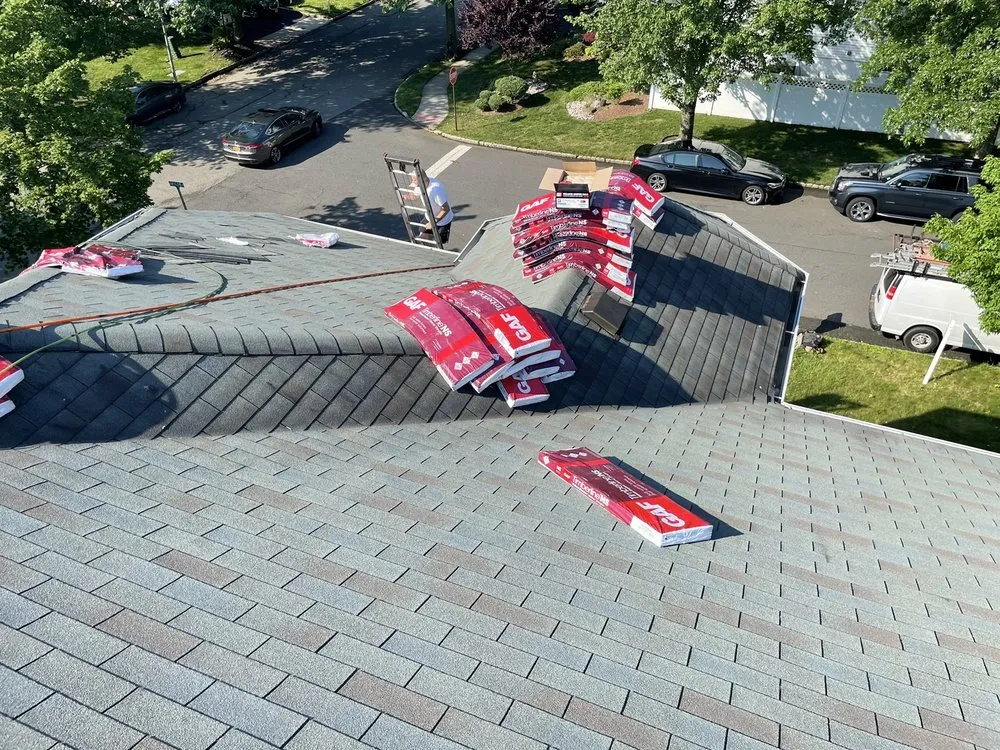 Slide of Lela Construction