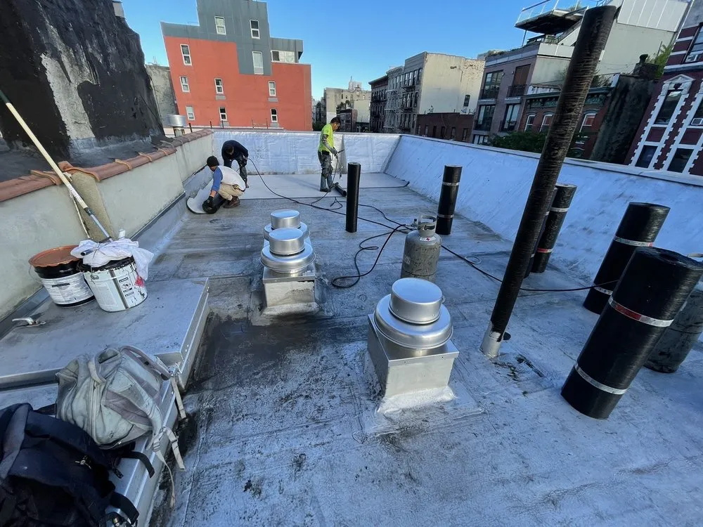 Slide of Lela Construction