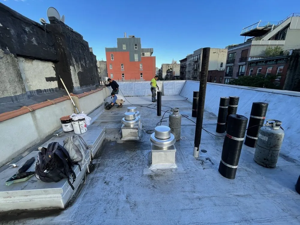 Slide of Lela Construction