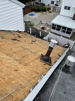 Lela Construction Logo