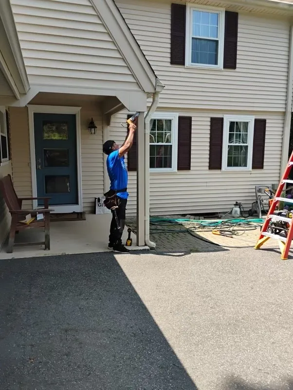 Slide of Lema Rooofing