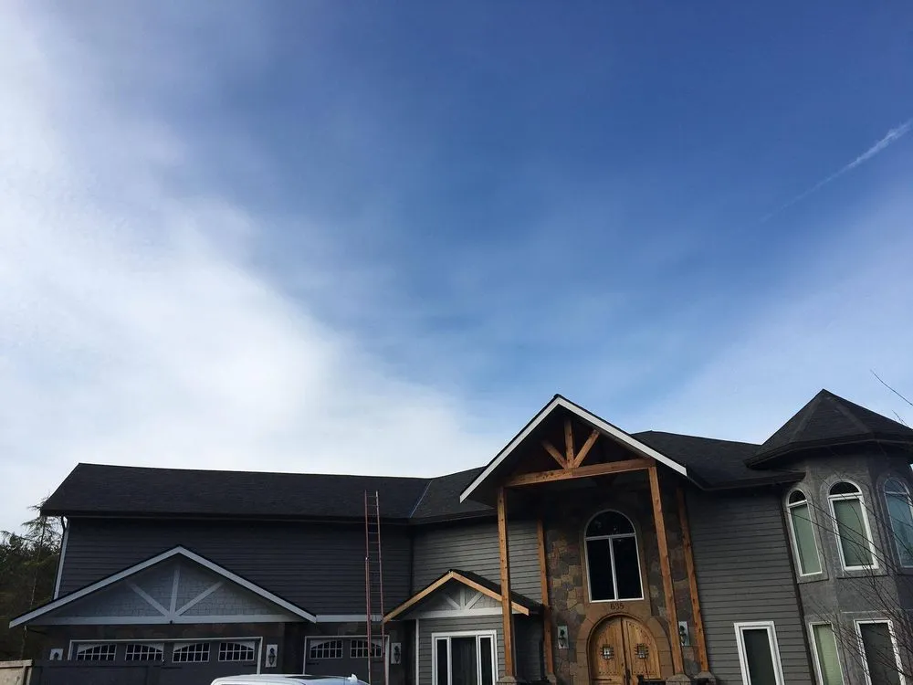 Slide of LeMoine Roofing & Construction