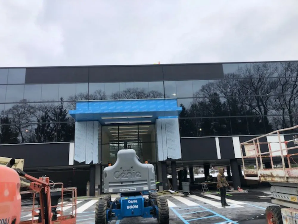 Slide of Lemonte Construction