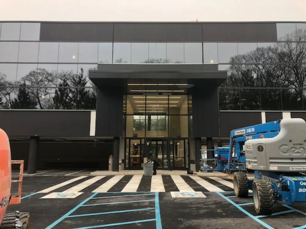 Slide of Lemonte Construction