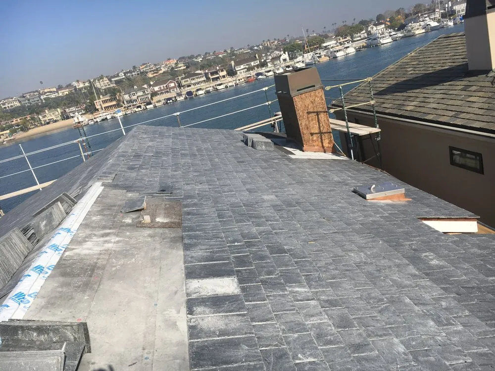 Slide of Lemus Roofing