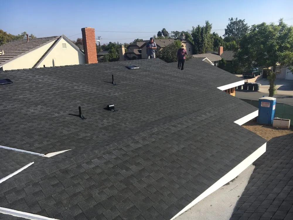 Slide of Lemus Roofing