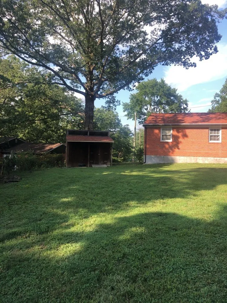 Slide of Len Home Design