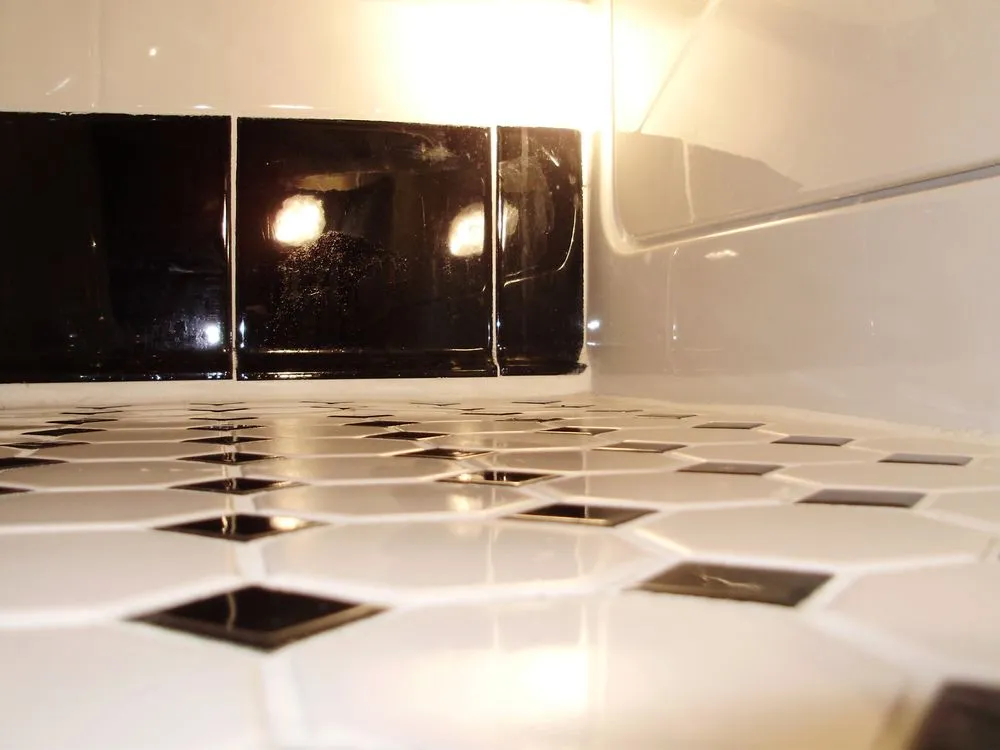 Slide of Lenzi Construction & Remodelling