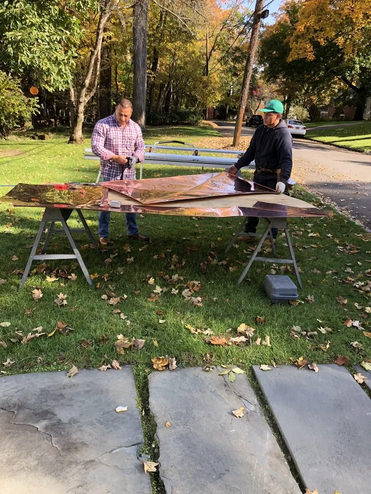 Slide of Leo & Son's Contracting