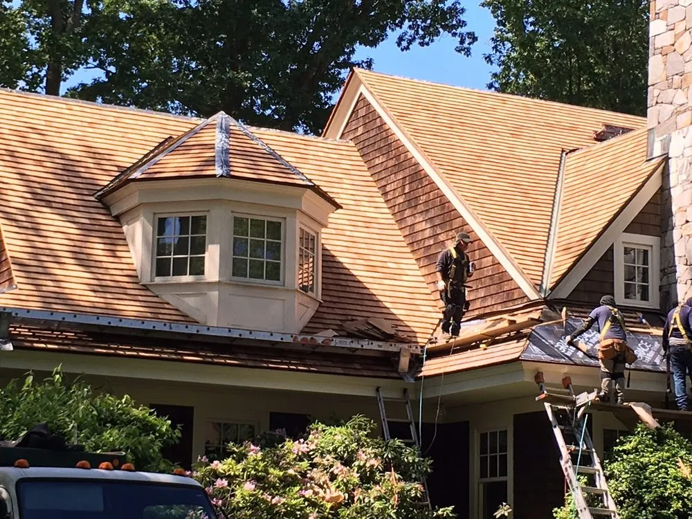 Slide of Leo & Son's Contracting