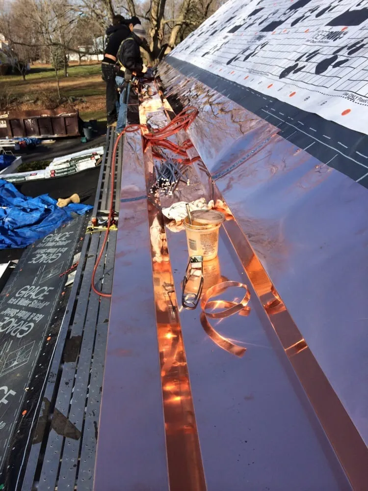 Slide of Leo & Son's Contracting