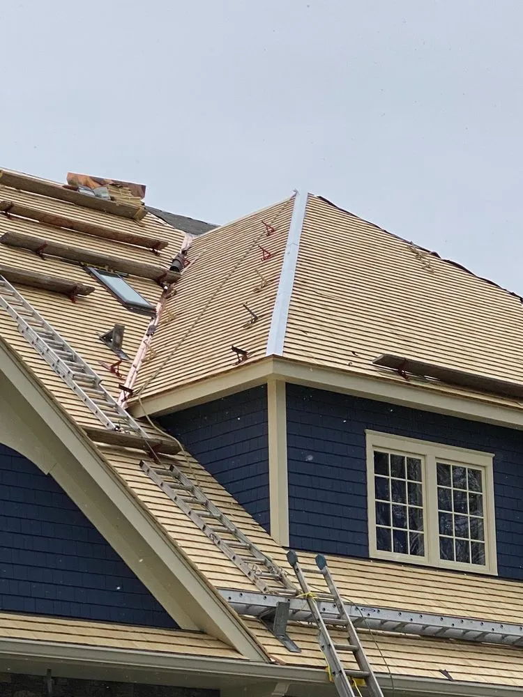 Slide of Leo & Son's Contracting