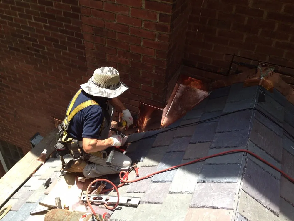 Slide of Leo & Son's Contracting