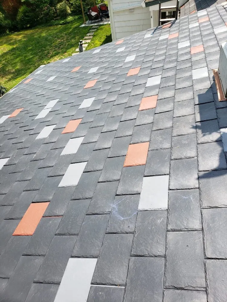 Slide of Leo & Son's Contracting