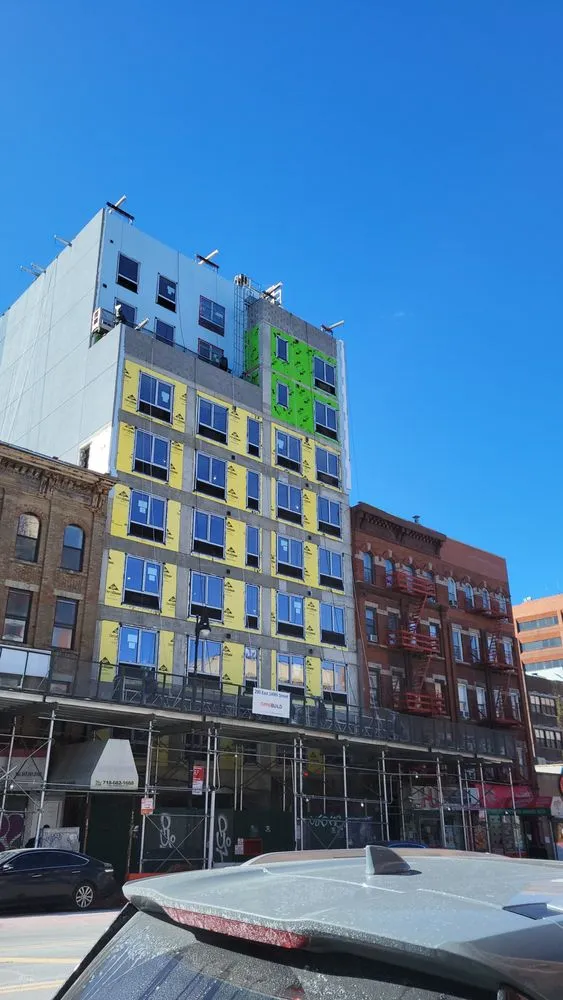 Slide of Leo Pro Construction