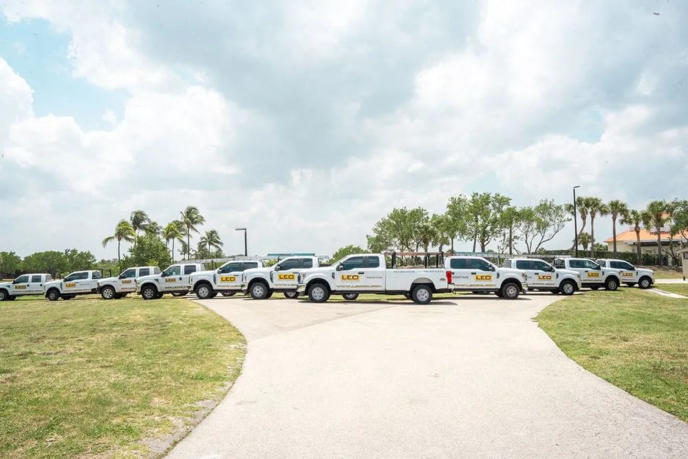 Slide of Leo Roofing & Construction