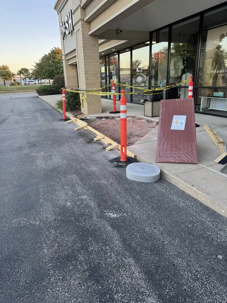 Slide of Leon Builders