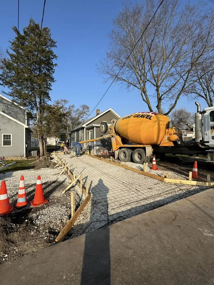 Slide of Leon Builders