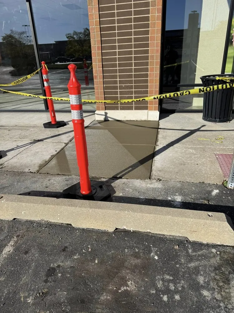 Slide of Leon Builders