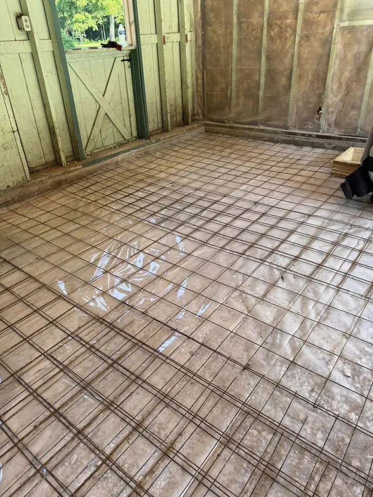 Slide of Leon Builders