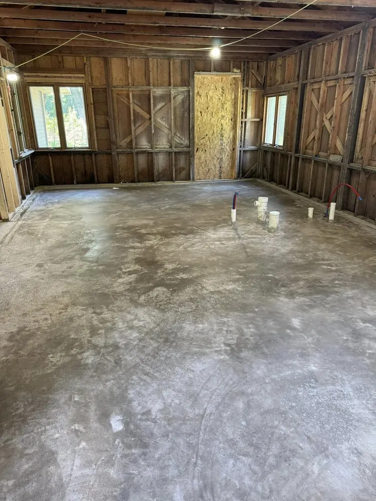 Slide of Leon Builders