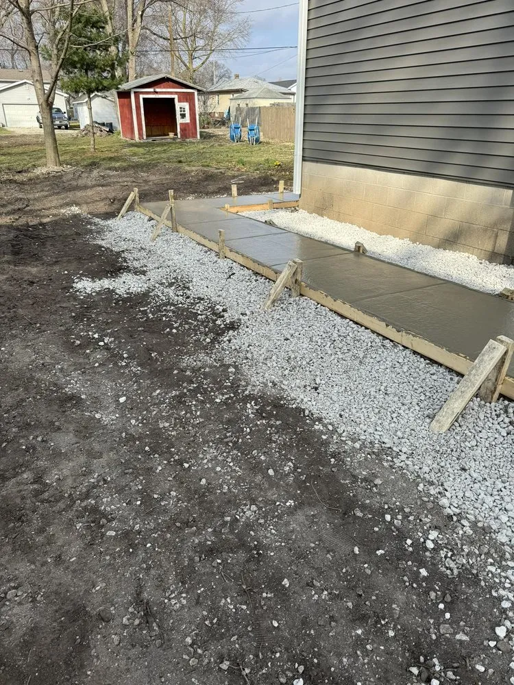 Slide of Leon Builders