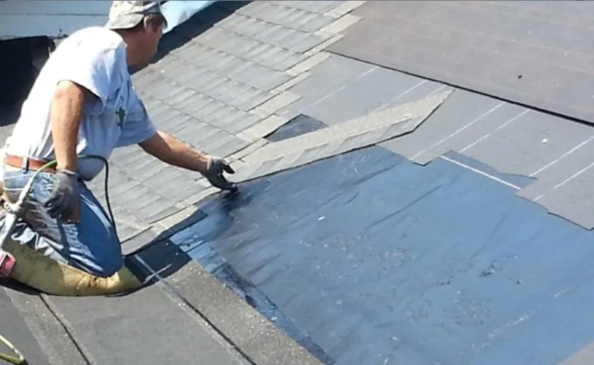 Slide of Leon Construction