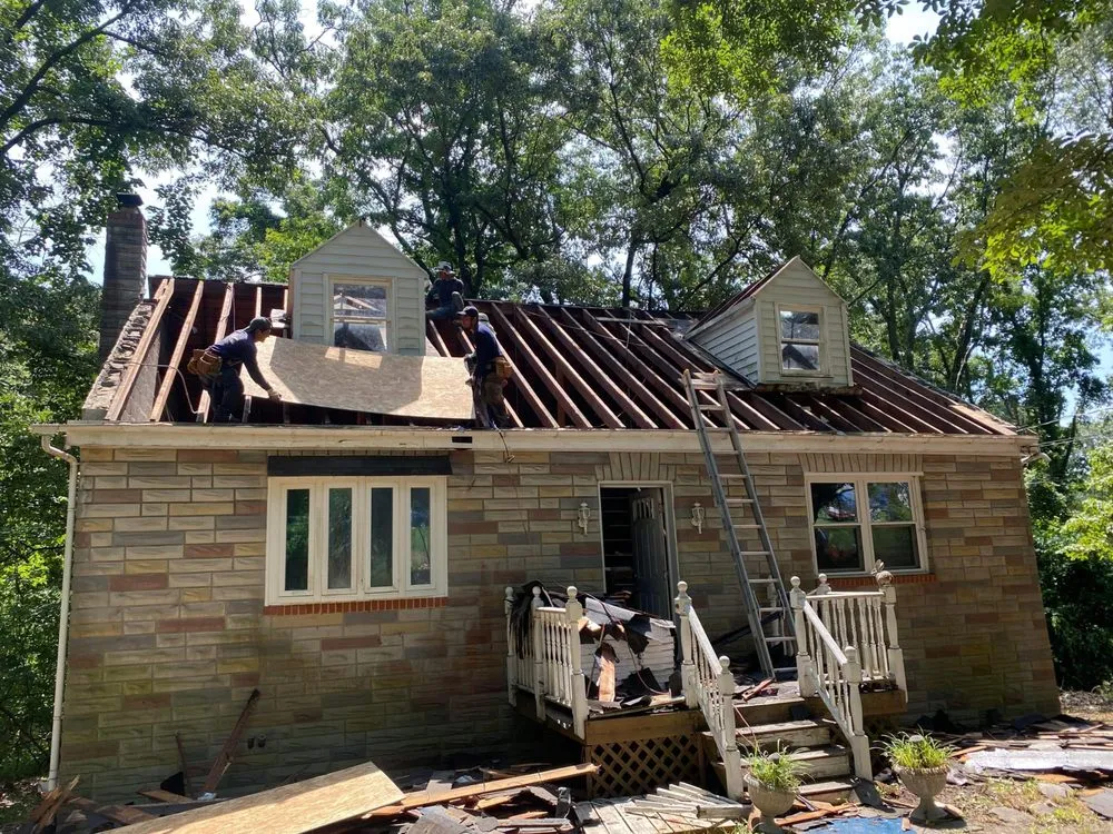 Slide of Leon Contractors