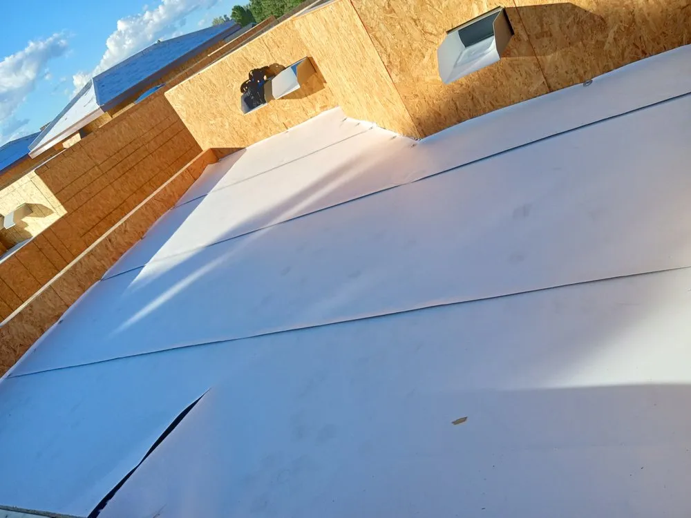 Slide of Leon Extreme Roofing