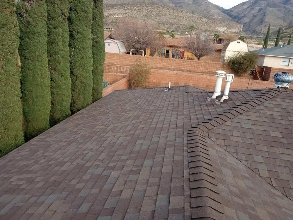 Slide of Leon Extreme Roofing