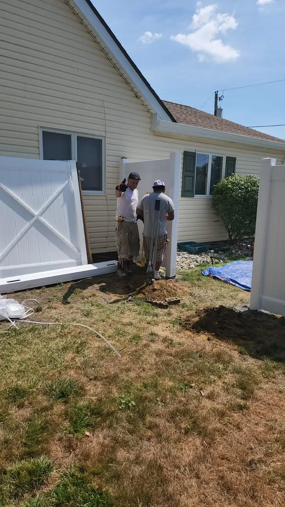 Slide of Leon G Construction