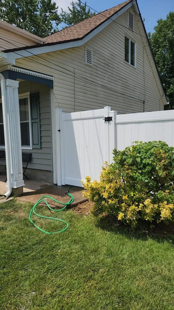 Slide of Leon G Construction