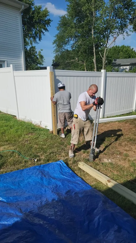 Slide of Leon G Construction