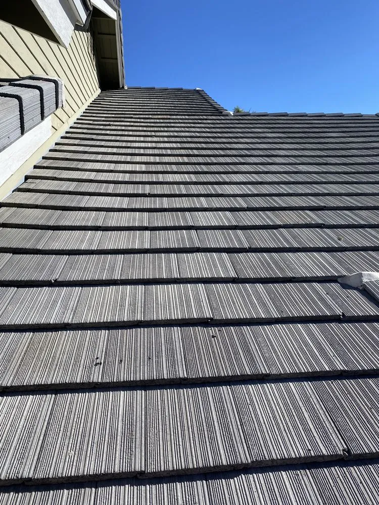 Slide of Leon K Miller Roofing