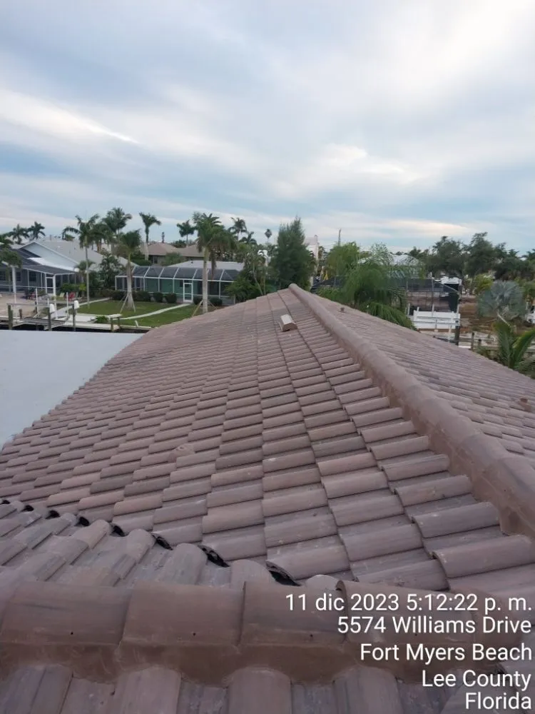 Slide of Leon Roofing of SWFL