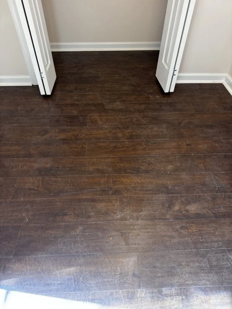 Slide of Leon Teck General Construcción