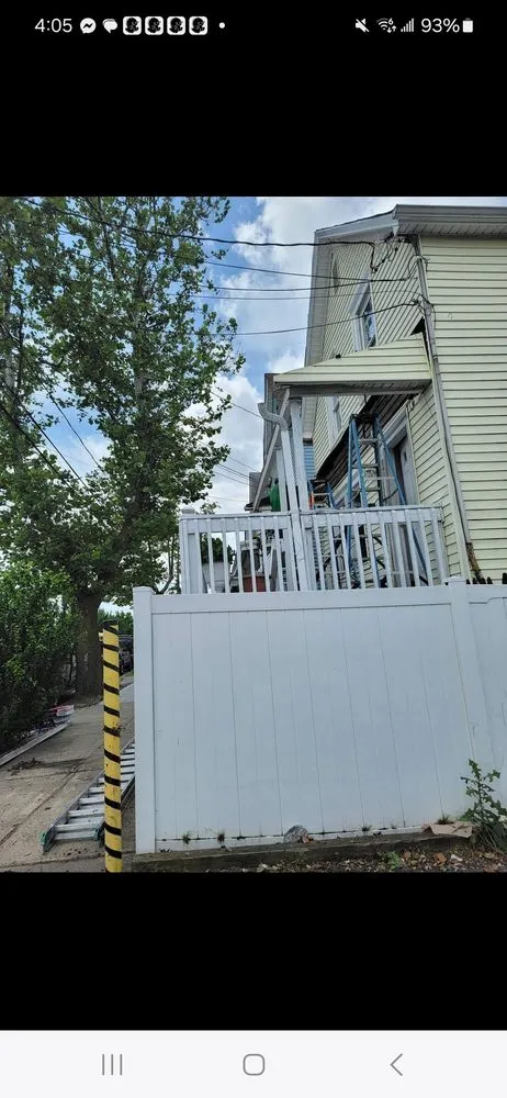 Slide of Leonel Construction