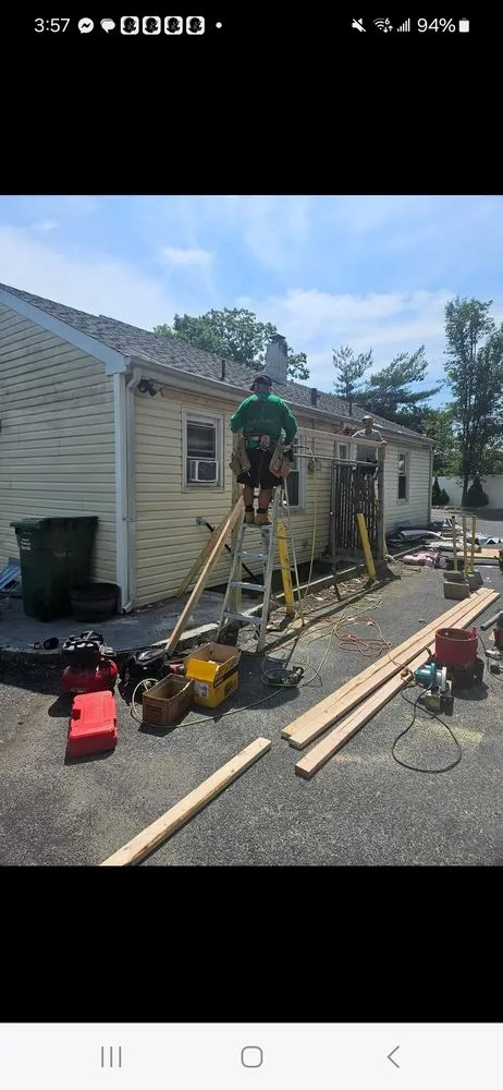 Slide of Leonel Construction