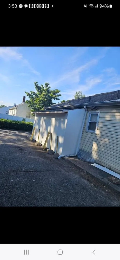 Slide of Leonel Construction