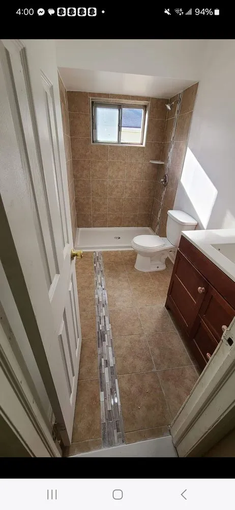 Slide of Leonel Construction