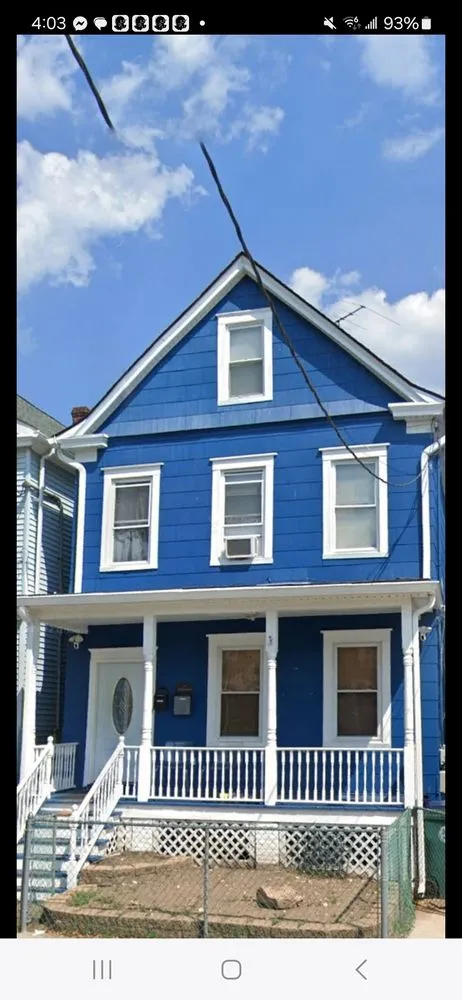 Slide of Leonel Construction