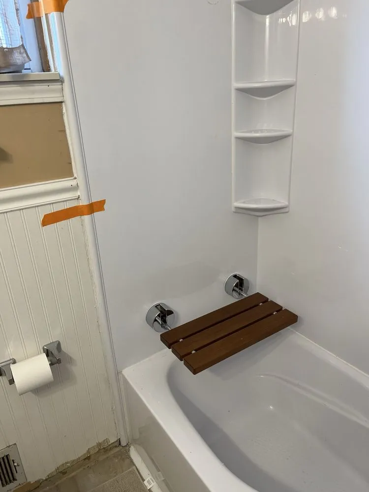 Slide of Leos Construction & Remodeling