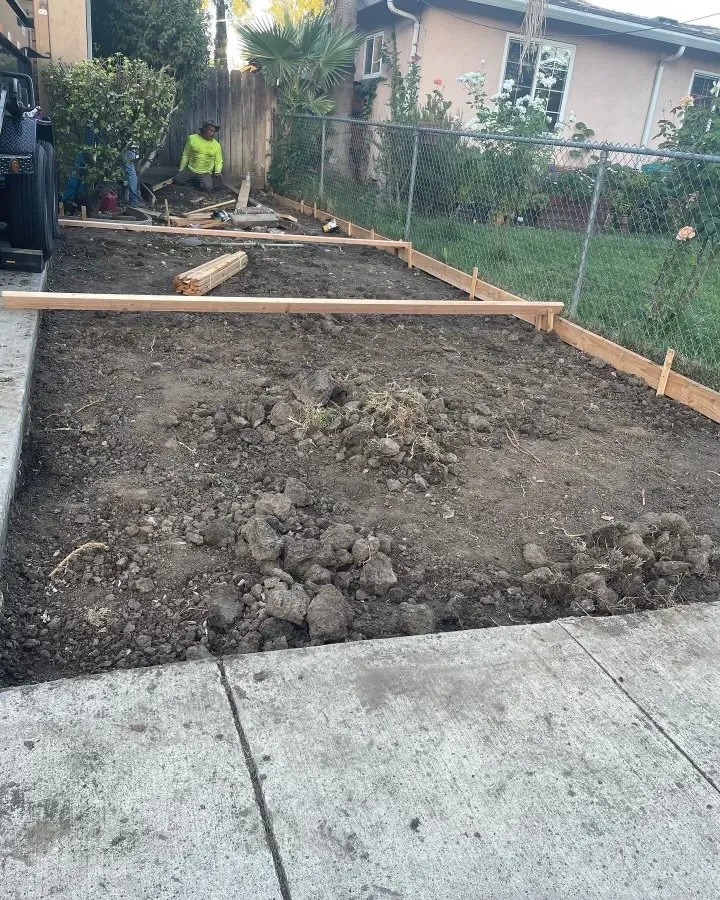 Slide of Leo's Handyman