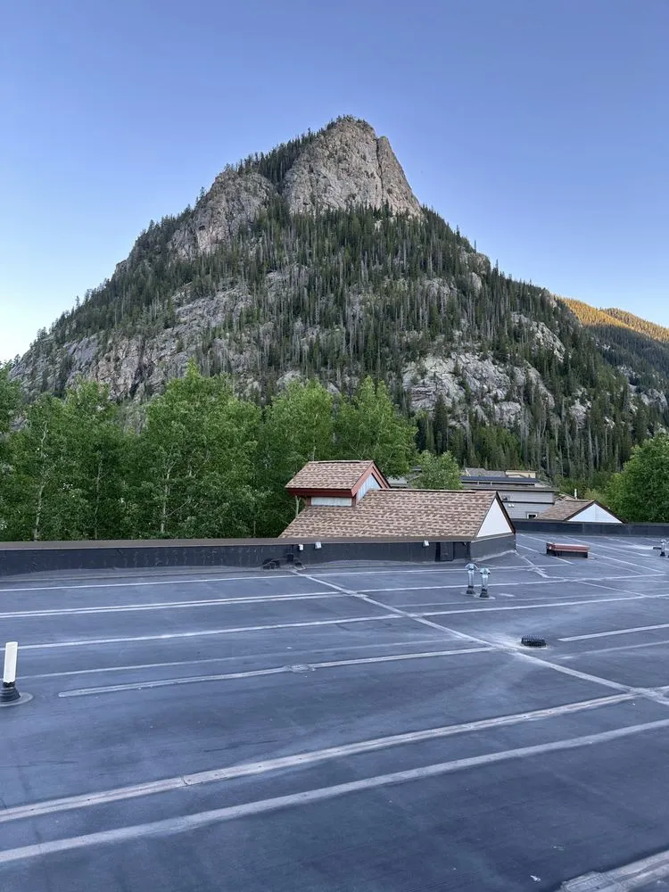 Slide of Leo's Roofing and Remodeling